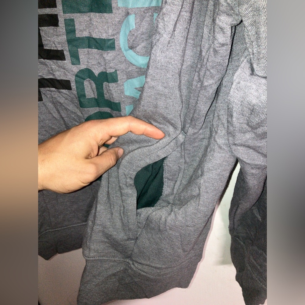 Excellent Condition The North Face Pullover Hoodie - image 3